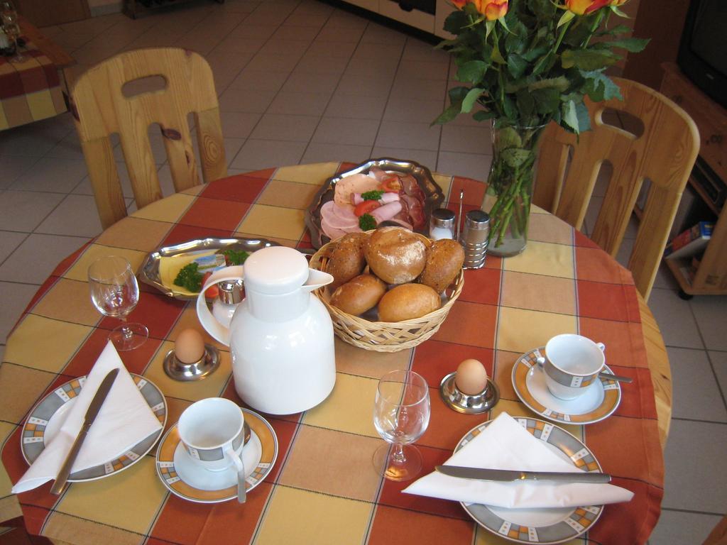 Sch Ne Wohnung In Der Moselregion Kinheim Bagian luar foto